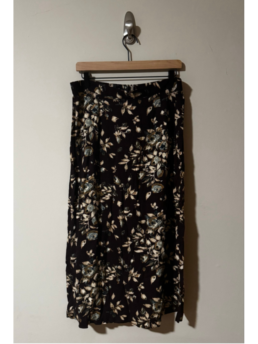 Vintage 90s Bentley Floral Rayon Midi Skirt | Plus Size 1X